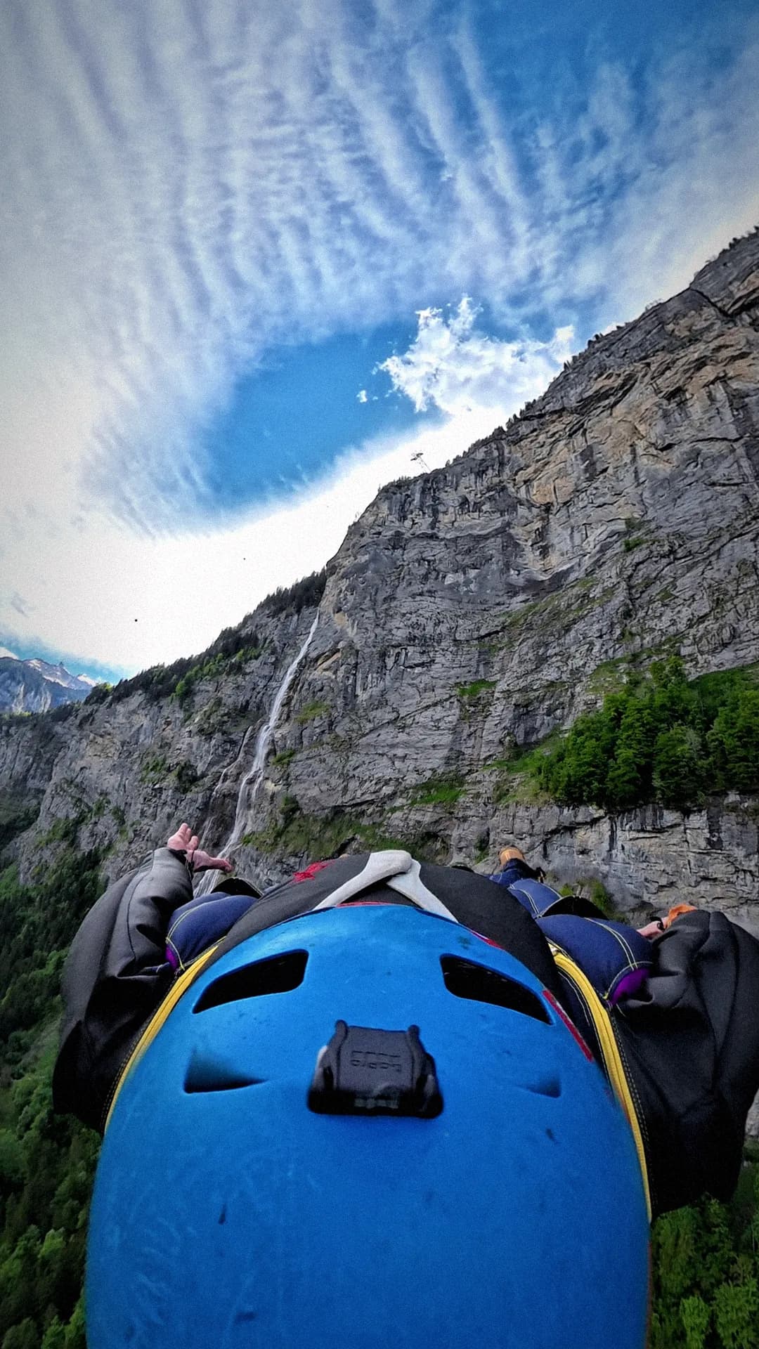 Base jump — affronter le vide